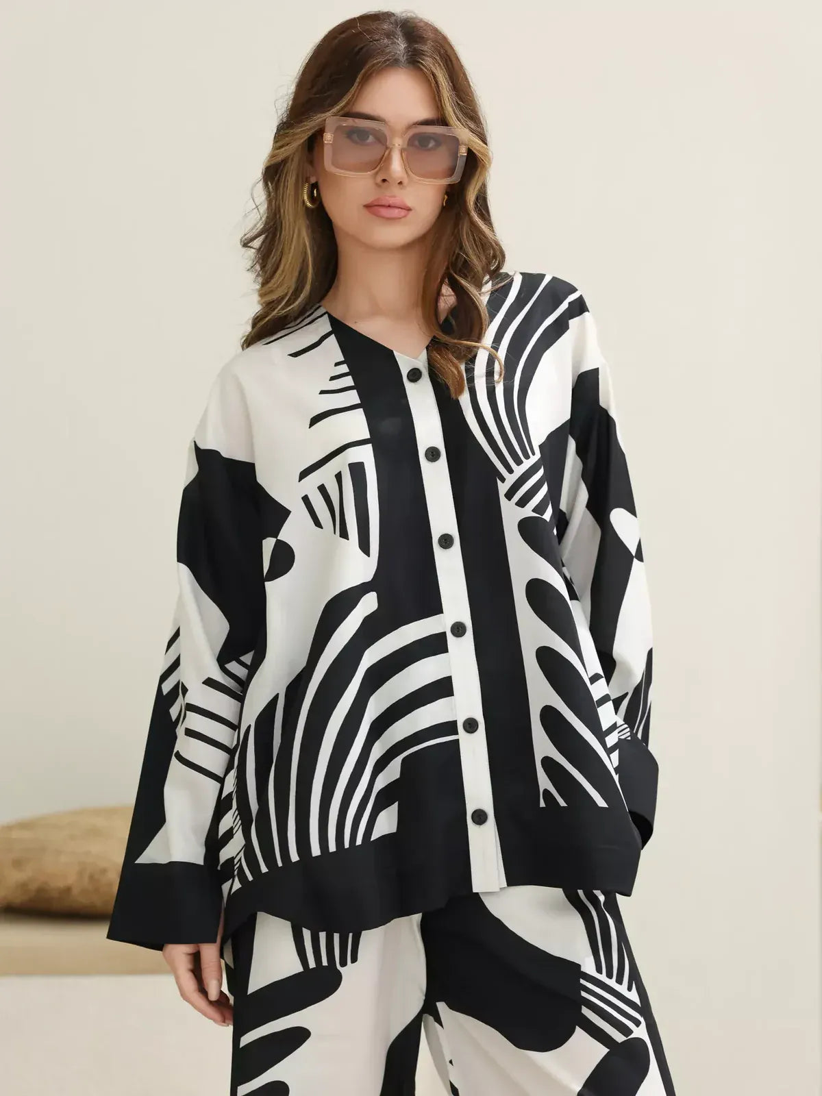 Kuroba Black And White